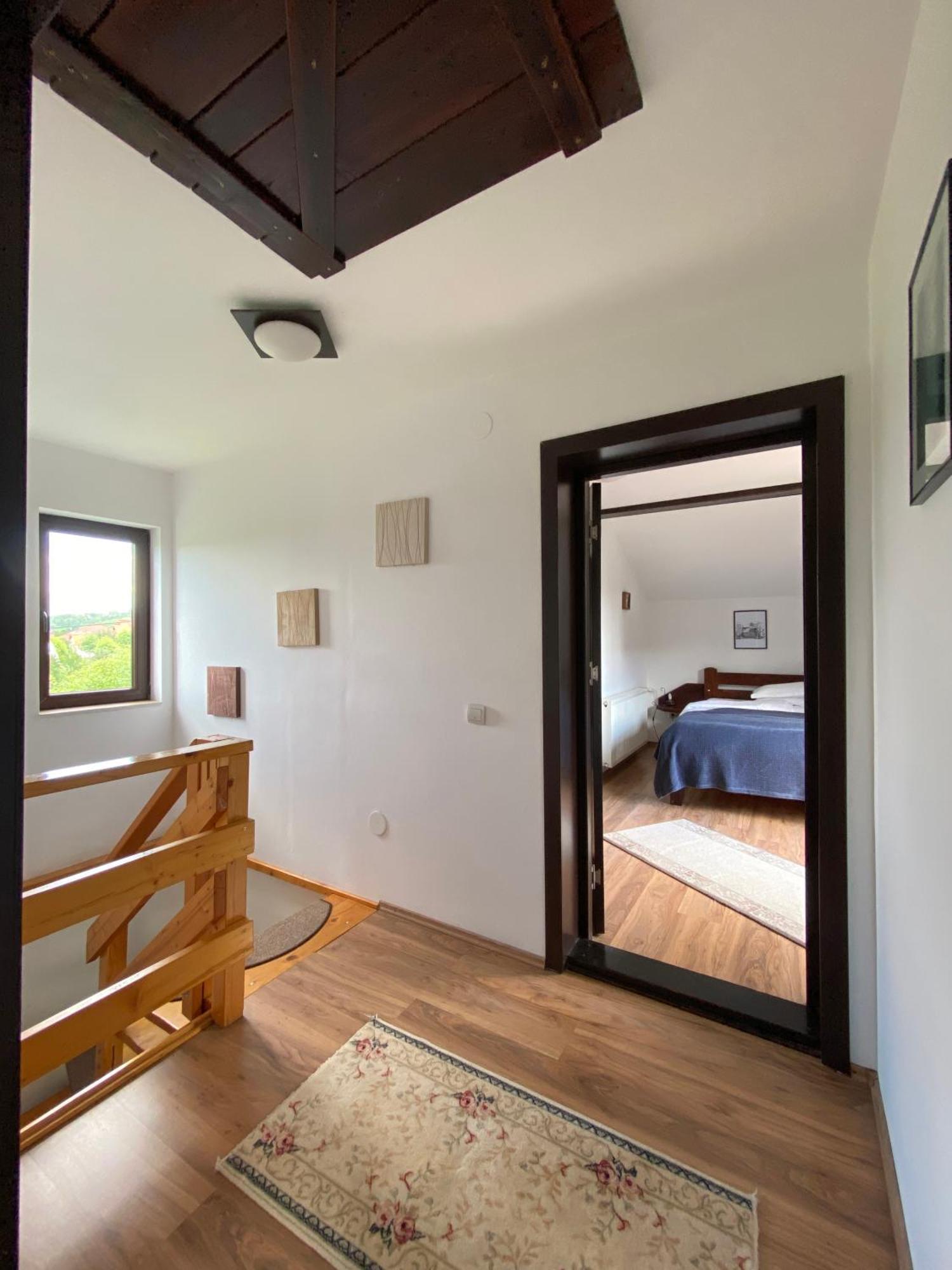 Vila Alunis 2 Бран Екстериор снимка